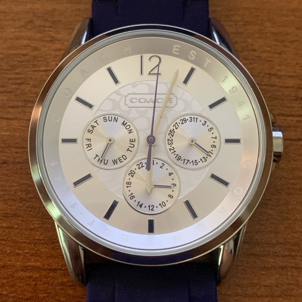 Coach classic signature sport silicon strap watch